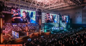 Rating 3.0！ZmjjKK在图二霓虹町狂轰35杀，刷新赛事最高纪录